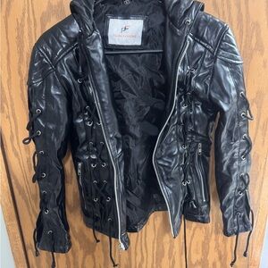 Figura Fashionz Black Lace-Up Faux Leather Jacket 100% lamb skin leather/satan